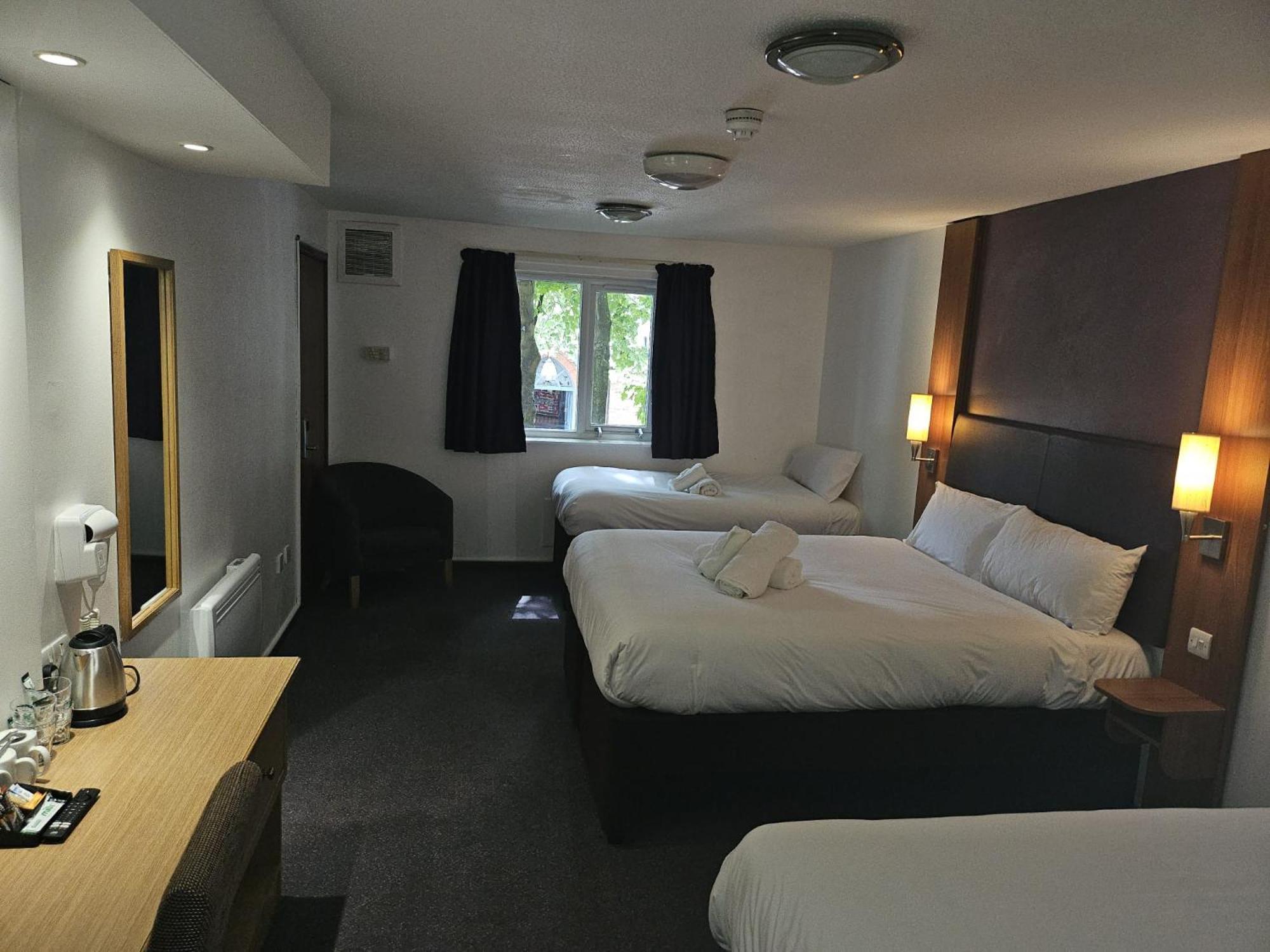 V Lodge Manchester Middleton  Dış mekan fotoğraf